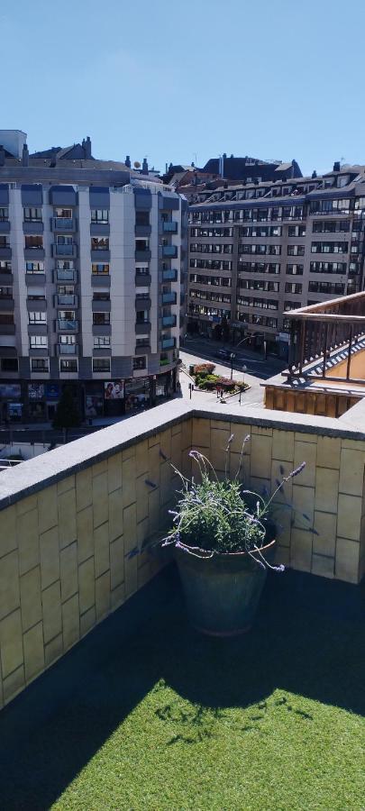 אוביידו Atico Auditorio Disfrute Sus 40 Metros De Terraza Orientada Al Sur מראה חיצוני תמונה
